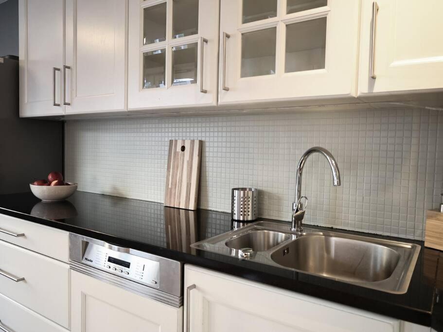 Live In A Stylish Home In The Center Of Oslo Eksteriør billede